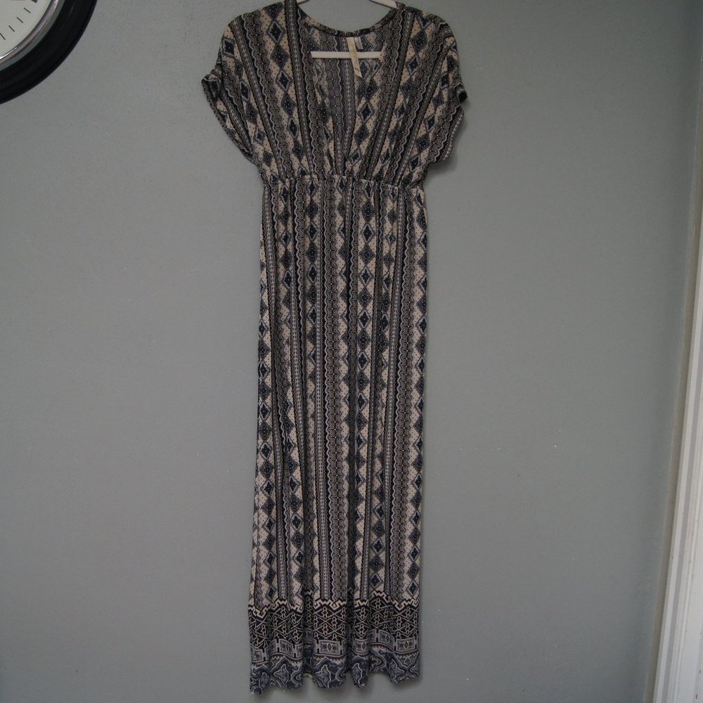 Christina Love V-neck Maxi Dress S